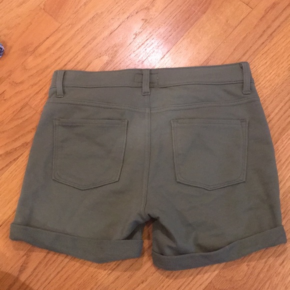 Floral and Green Shorts - Picture 7 of 7